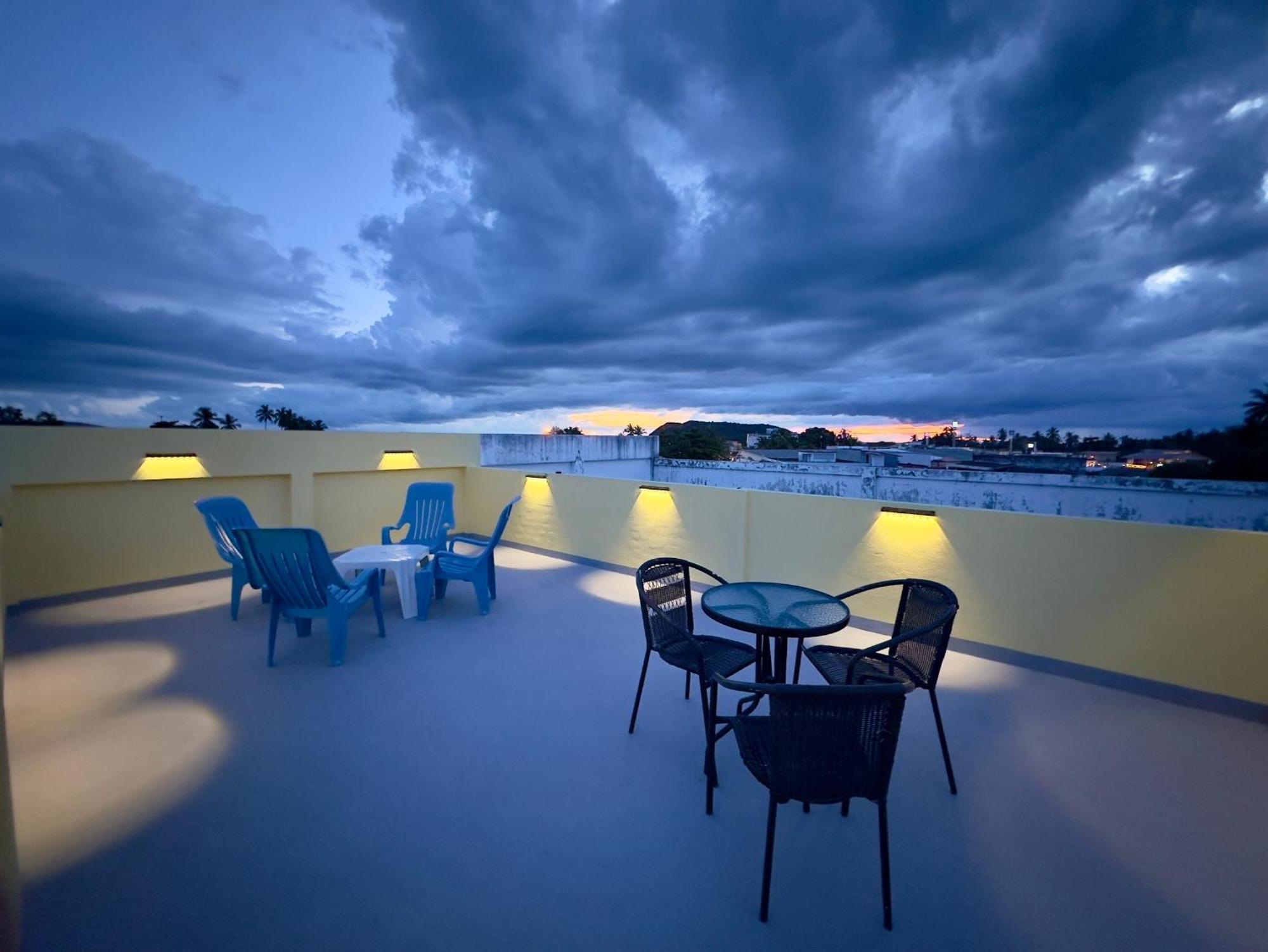 Prachan Hostel Thongsala Εξωτερικό φωτογραφία